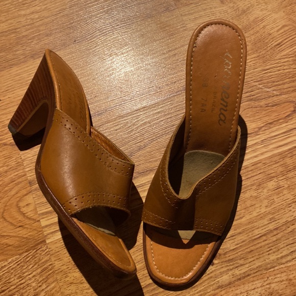 Vintage Wedges - Picture 2 of 4